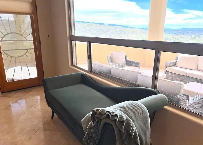 Holiday home Avenida Panorama — Luxury Foothills Estate | Golf Sim + Pool | Sleeps 12